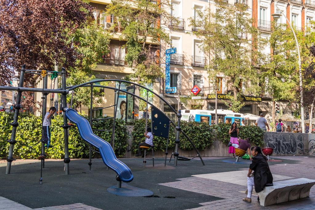 Latina I Lejlighed Madrid Eksteriør billede